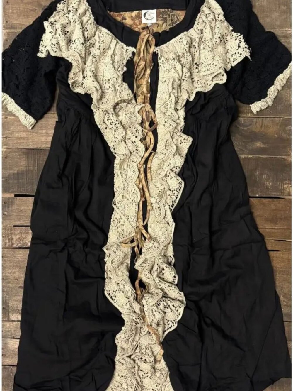 Jaded Gypsy Echo Lace Duster